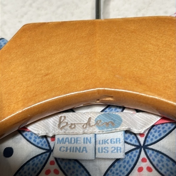 NWOT Boden Sleeveless Hidden Button Down Top Size 2  Cotton Pockets Crisp Collar - Picture 3 of 12